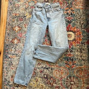 Abercrombie & Fitch light wash jeans